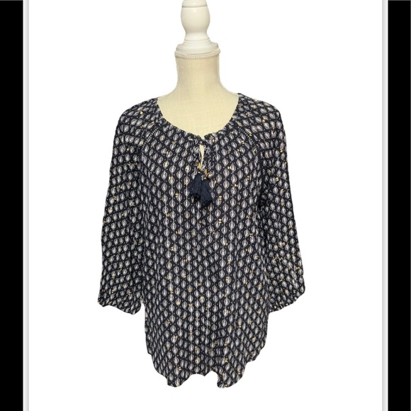 Tribal top - Picture 1 of 4